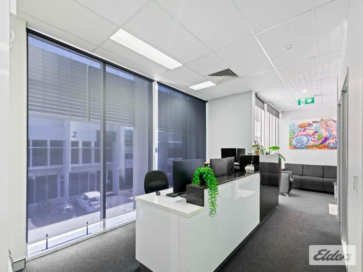 Click to view all images 7 & 8/23 Breene Place Morningside QLD 4170 - Image 3