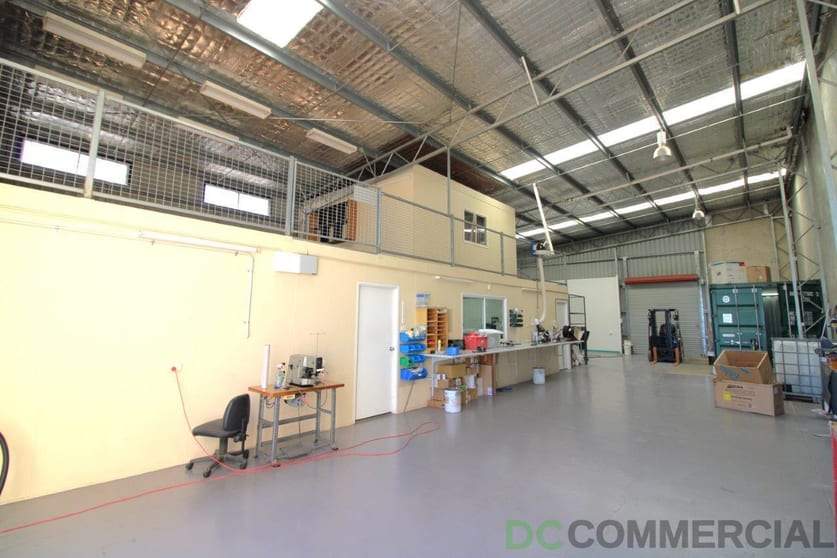 Click to view all images 2 Rutledge Street South Toowoomba QLD 4350 - Image 3