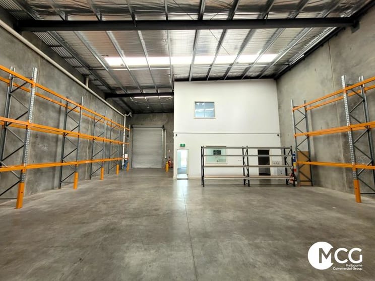 Click to view all images 4/11 Trevi Crescent Tullamarine VIC 3043 - Image 2