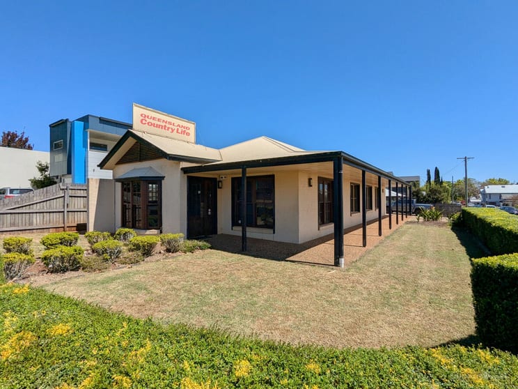 Click to view all images 203 Hume Street Toowoomba City QLD 4350 - Image 1