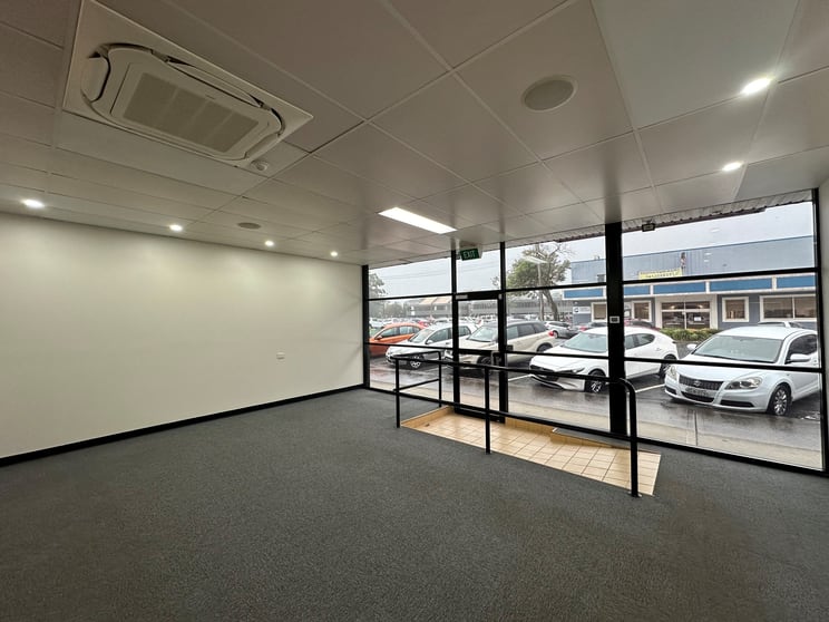 Click to view all images 2/62-64 Moonee Street Coffs Harbour NSW 2450 - Image 3