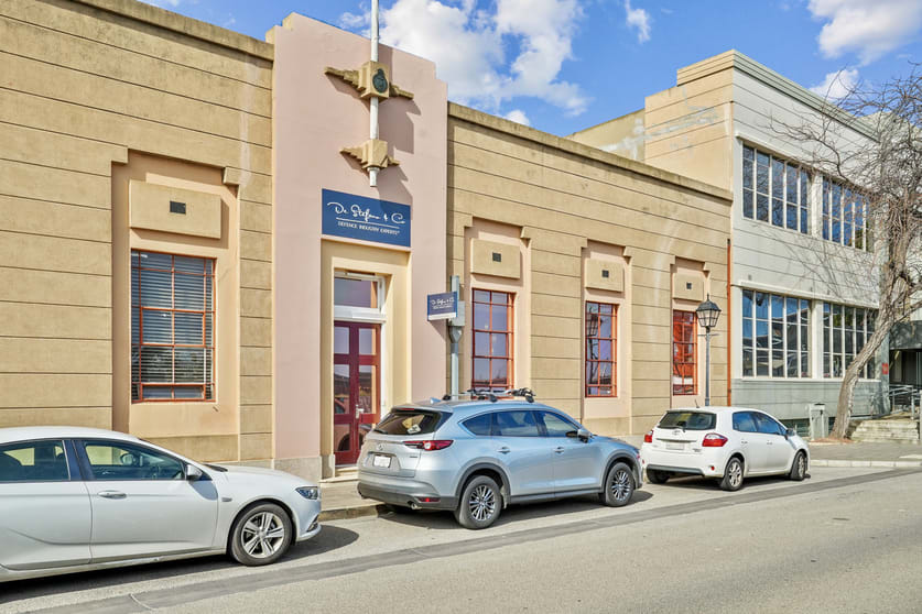 Click to view all images 2A McLaren Parade Port Adelaide SA 5015 - Image 2
