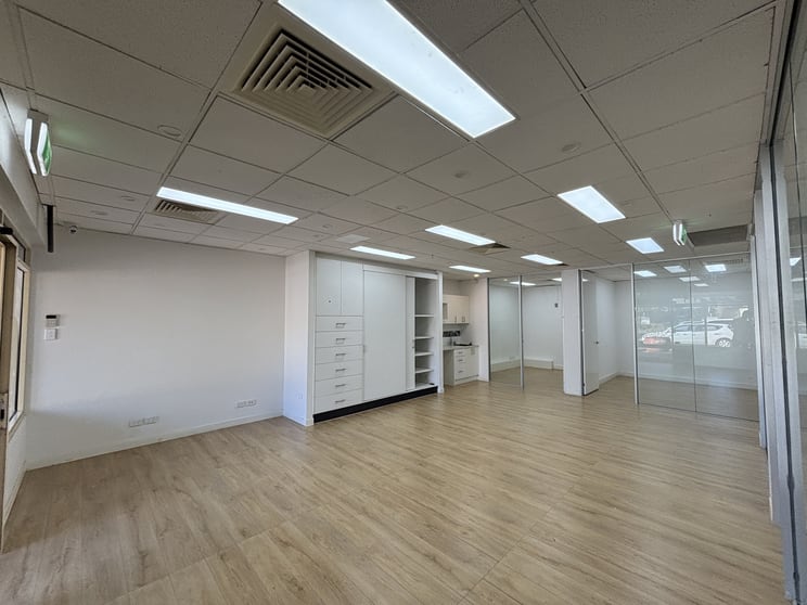 Click to view all images 13/18 Ferry Street Nerang QLD 4211 - Image 1