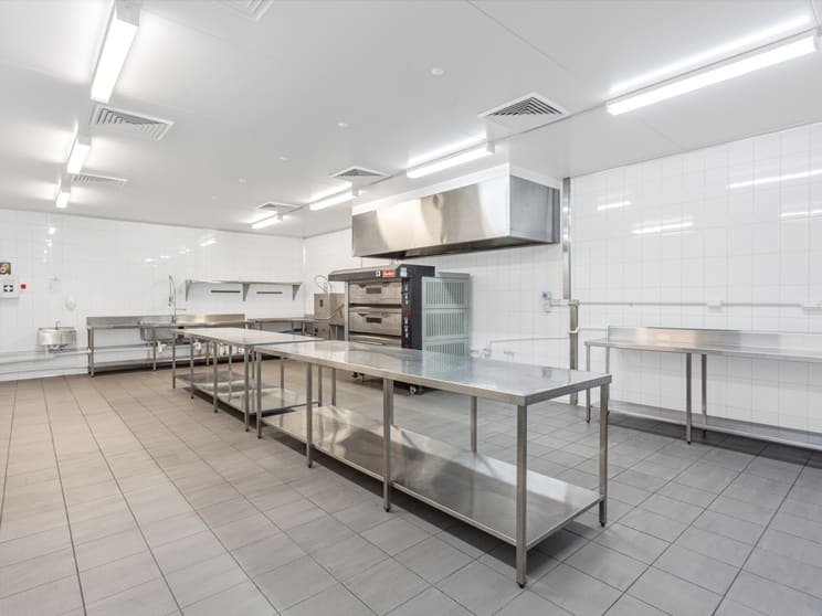 Click to view all images 10/77 Newton Road Wetherill Park NSW 2164 - Image 3