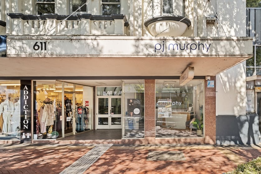 Click to view all images 2/611 Dean Street Albury NSW 2640 - Image 2