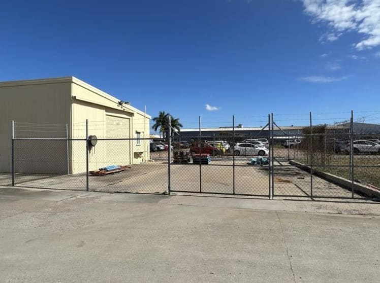 Unit 5/17 Mackley St Garbutt QLD 4814 - Image 3