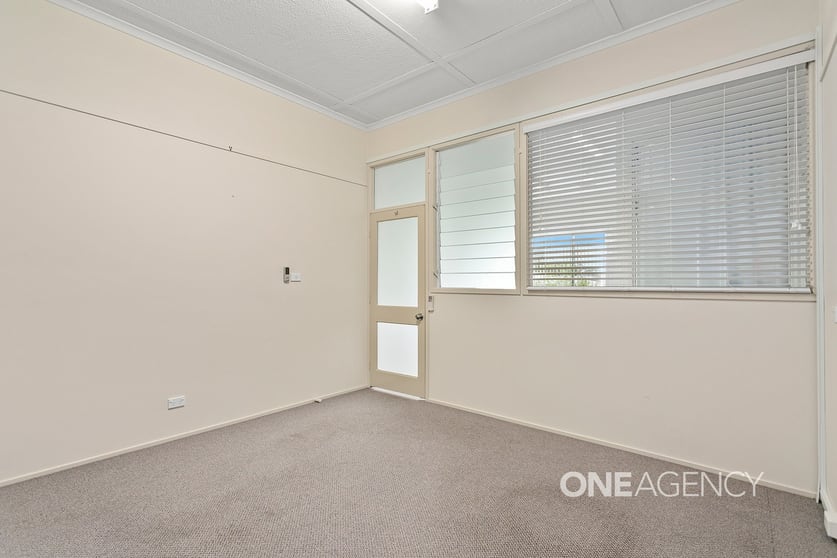 Click to view all images Suite 3/55 Owen Street Huskisson NSW 2540 - Image 1