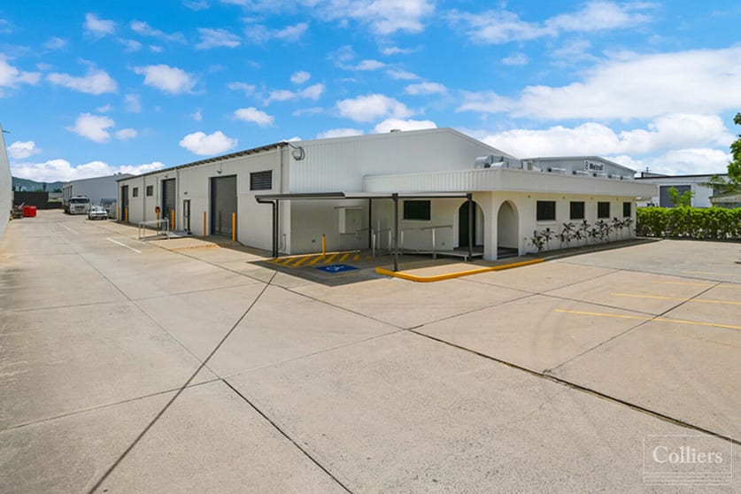 Click to view all images 1/54 Keane Street Currajong QLD 4812 - Image 2
