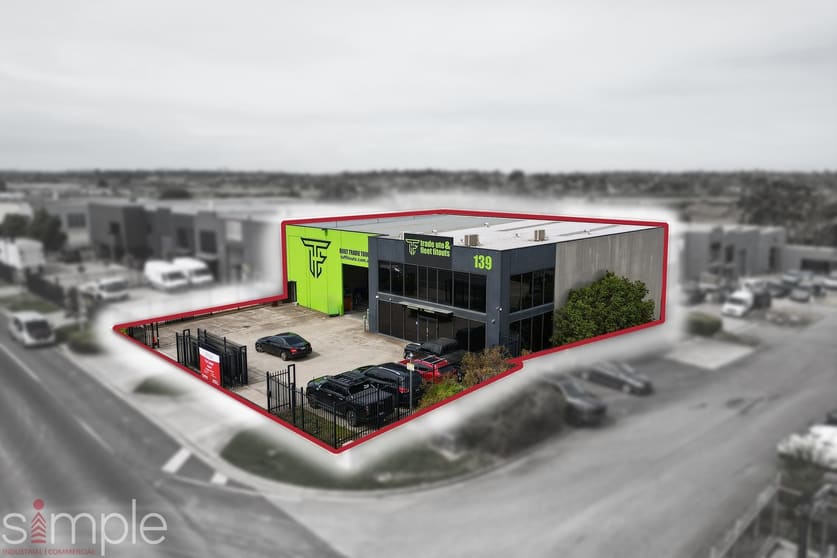 Click to view all images 139 Wedgewood Road Hallam VIC 3803 - Image 2