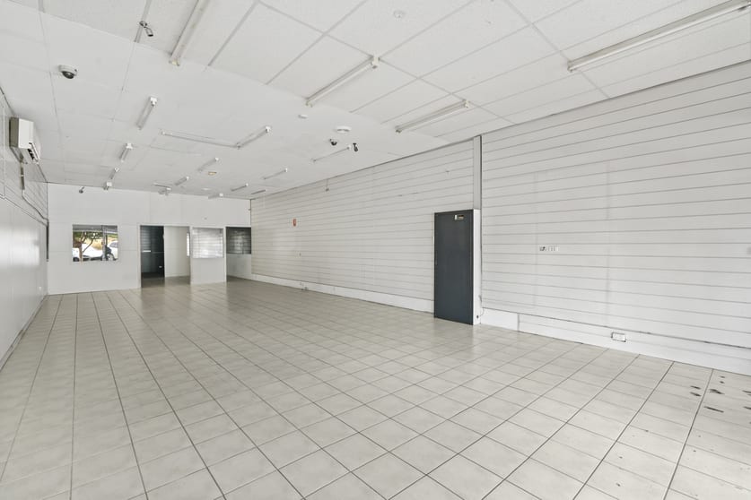 Click to view all images Shop/868 Nepean Highway Hampton East VIC 3188 - Image 2