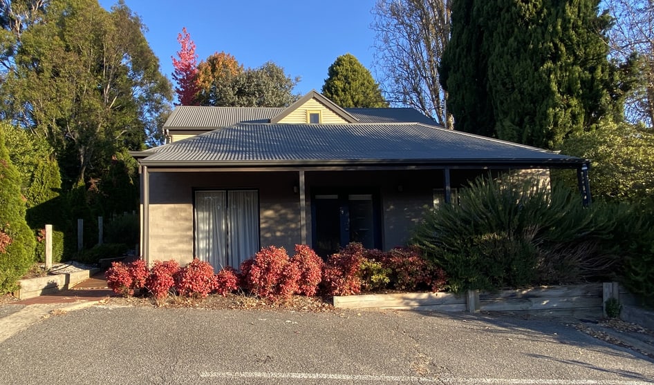 Click to view all images 398 Mount Barker Road Bridgewater SA 5155 - Image 1