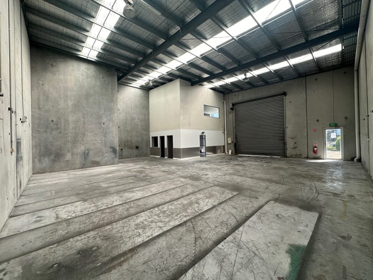 Click to view all images 3/53 Lara Way Campbellfield VIC 3061 - Image 3