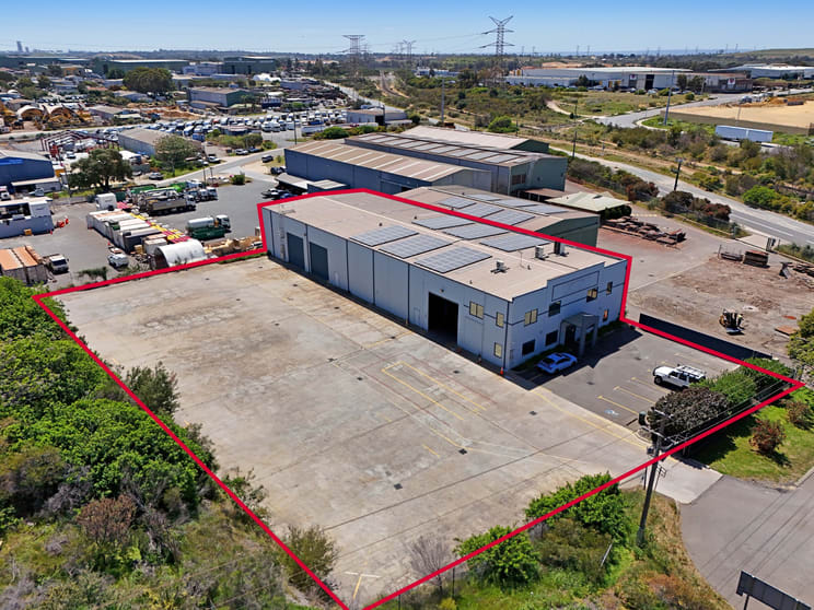 Click to view all images 53-55 Macedonia Street Naval Base WA 6165 - Image 1