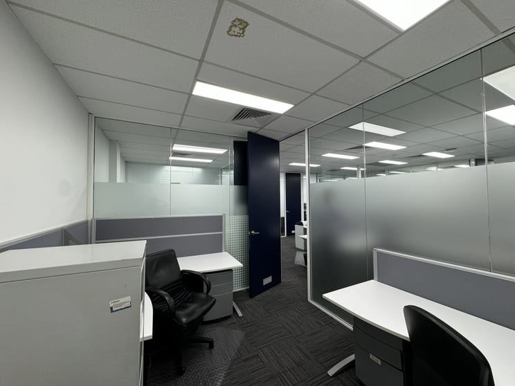 Click to view all images Part Suite 7/381 Port Hacking Road Caringbah NSW 2229 - Image 2