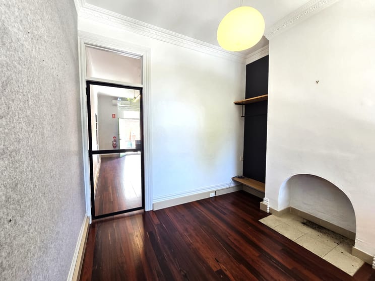 Level 1/220 Clarendon Street South Melbourne VIC 3205 - Image 2