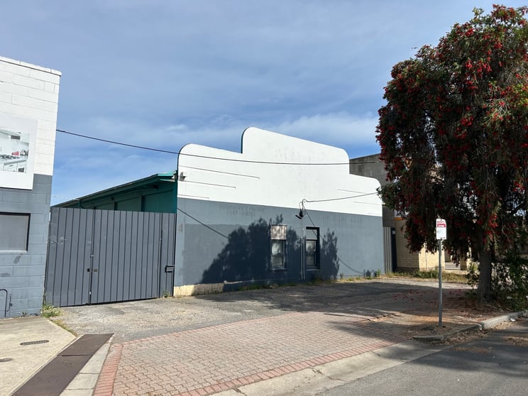 Click to view all images 4 Allan Street Melrose Park SA 5039 - Image 1