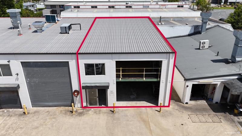 Click to view all images Shop 1/28 Ereton Drive Arundel QLD 4214 - Image 2