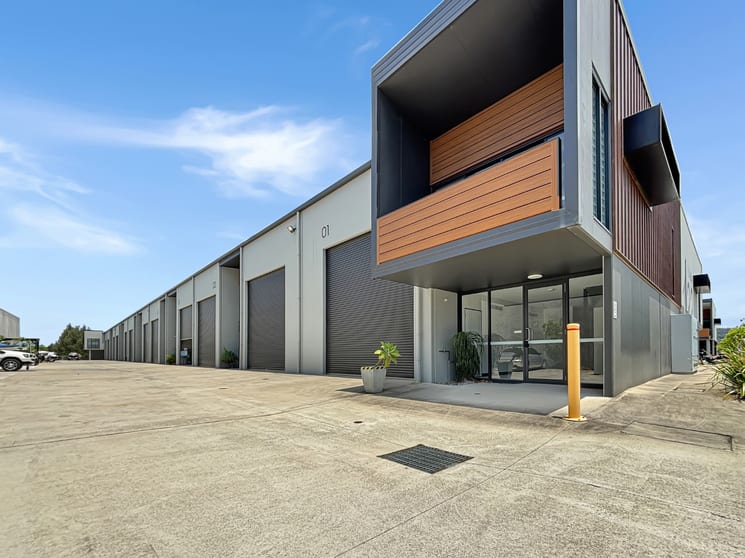 Click to view all images 1/133 Quanda Road Coolum Beach QLD 4573 - Image 1
