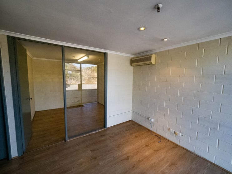 Click to view all images 19/81 Briggs Street Carlisle WA 6101 - Image 3