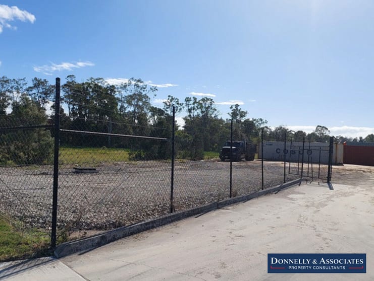 Click to view all images 2 B Notar Drive Ormeau QLD 4208 - Image 2