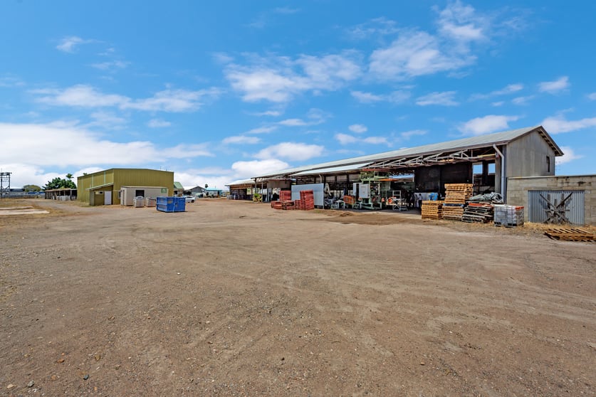 Click to view all images 57 Bolam Street Garbutt QLD 4814 - Image 3