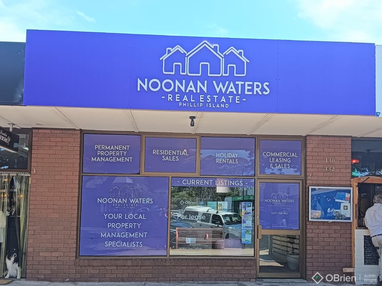 Click to view all images 2/130-132 Thompson Avenue Cowes VIC 3922 - Image 3