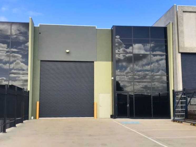Click to view all images 2/10 Grace Way Ravenhall VIC 3023 - Image 1