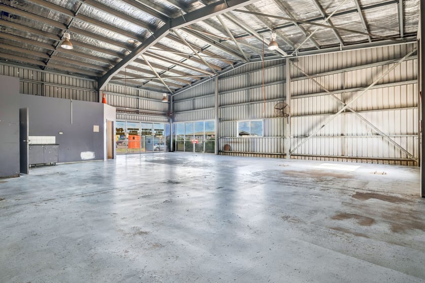 Click to view all images 4/17 Beresford Road Yarrawonga NT 0830 - Image 3