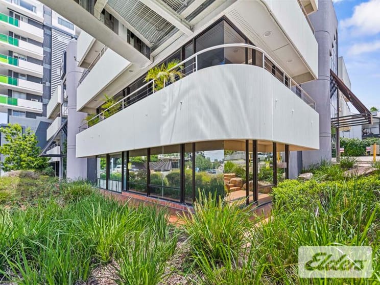Click to view all images 141 Logan Road Woolloongabba QLD 4102 - Image 3