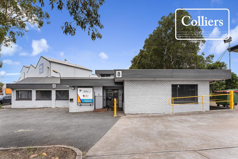 Click to view all images 8 Tate Street Wollongong NSW 2500 - Image 2
