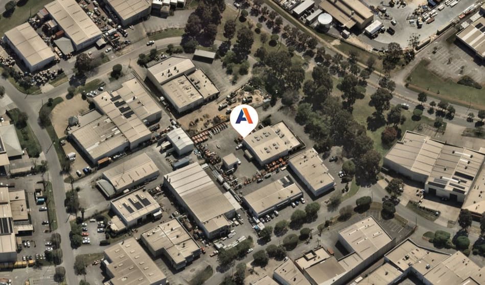 Click to view all images 18-24 Bannick Court Canning Vale WA 6155 - Image 2