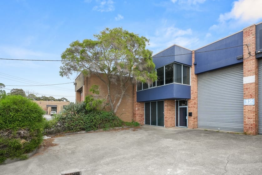Click to view all images 12A Bricker Street Cheltenham VIC 3192 - Image 2