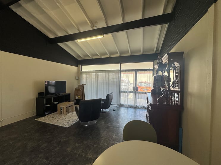 Click to view all images 6/43 Pinjarra Road Mandurah WA 6210 - Image 2