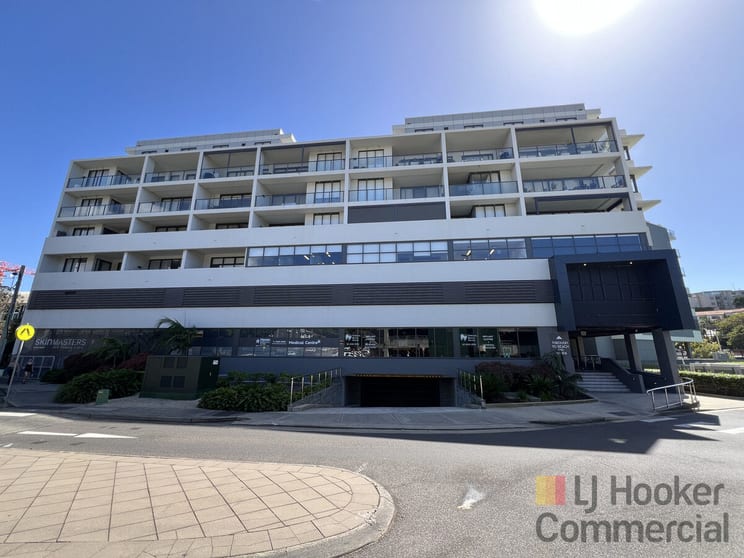 Click to view all images 5/6 Pine Tree Lane Terrigal NSW 2260 - Image 1