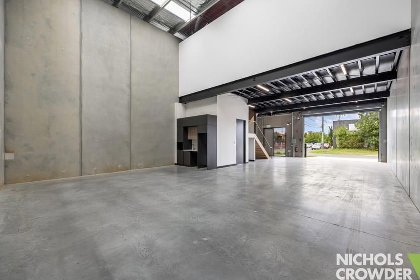 Click to view all images 24 Hamlet Street Cheltenham VIC 3192 - Image 2