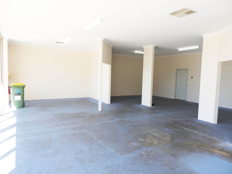 Click to view all images 1/9 Carr Place Myaree WA 6154 - Image 3