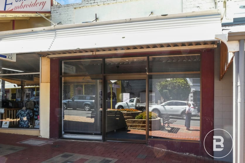 Click to view all images 136 Main Street Stawell VIC 3380 - Image 1