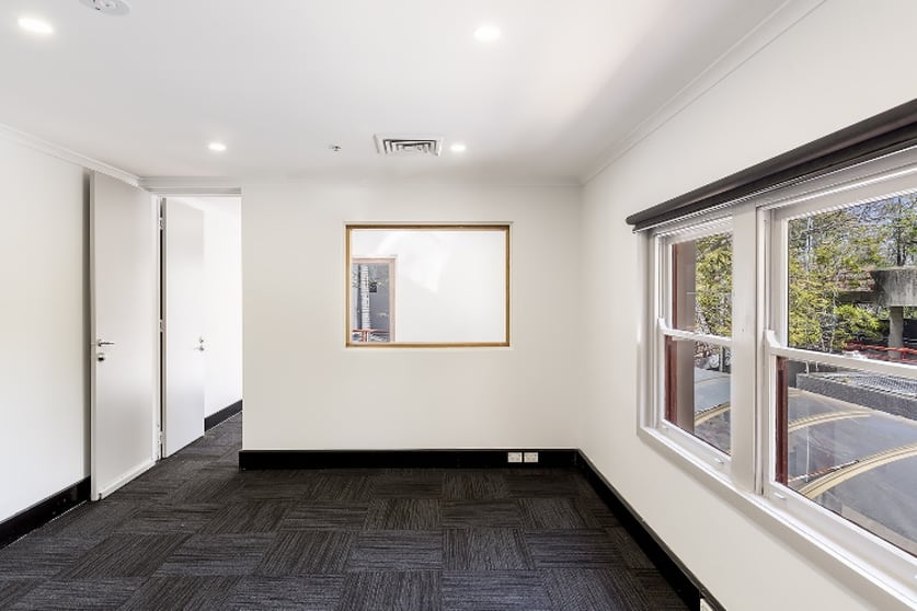 Click to view all images 43 Ridge Street North Sydney NSW 2060 - Image 3