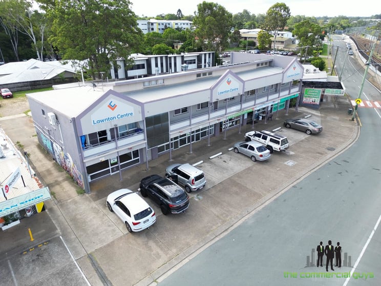 Click to view all images 2/8-10 Ebert Pde Lawnton QLD 4501 - Image 2
