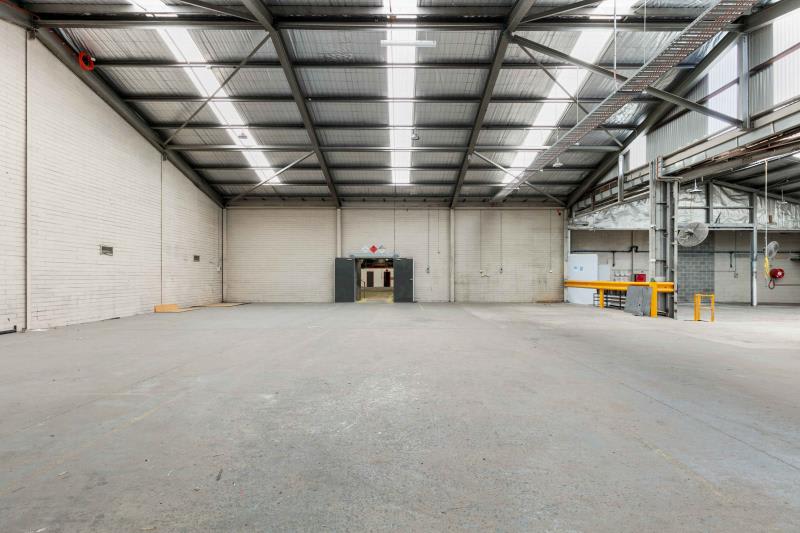 Click to view all images 34-36 Hawker Street Airport West VIC 3042 - Image 2