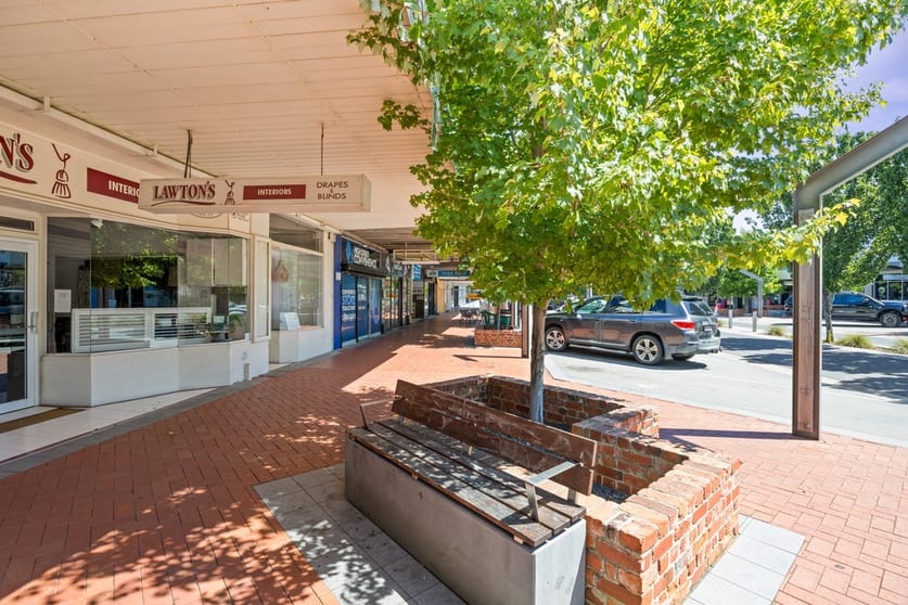 Click to view all images 102 High Street Wodonga VIC 3690 - Image 3