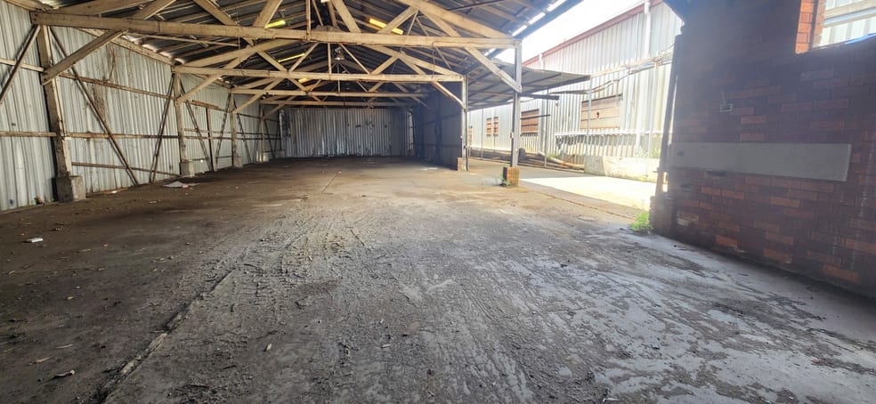 Click to view all images 9 Lisbon Street Fairfield East NSW 2165 - Image 3