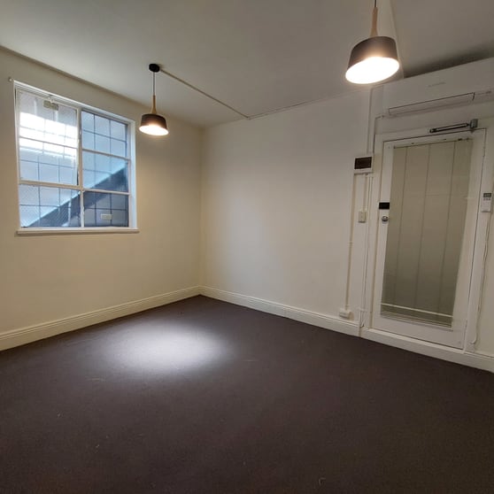 Click to view all images 5/469 King Street West Melbourne VIC 3003 - Image 3