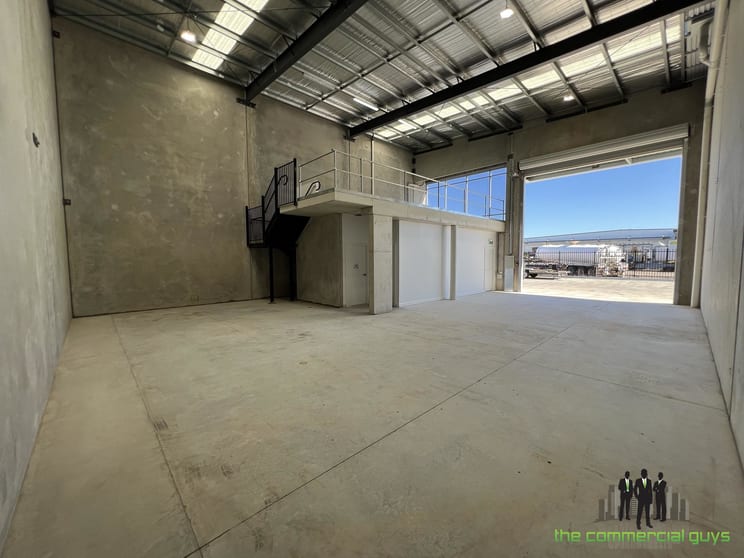 Click to view all images 3/44 Alta Road Caboolture QLD 4510 - Image 1
