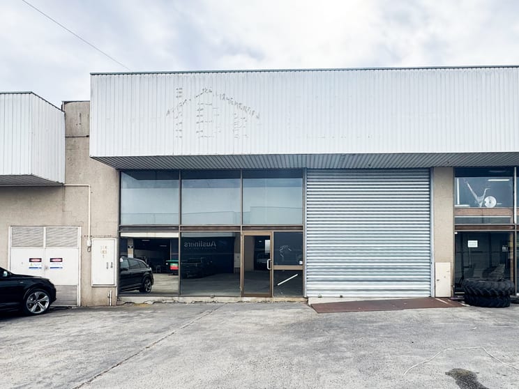 Click to view all images 25/172 Canterbury Road Bayswater North VIC 3153 - Image 1