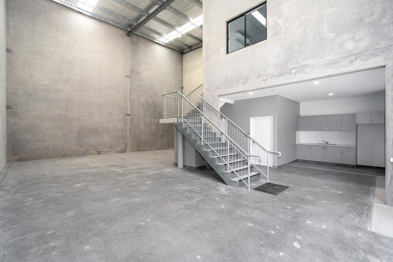 Click to view all images Wetherill Park NSW 2164 - Image 2