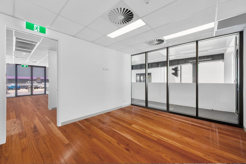 Click to view all images Suite 2/139 Sturt Street Townsville City QLD 4810 - Image 2