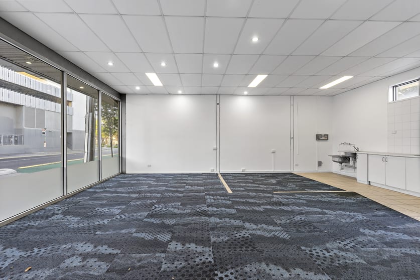 Click to view all images 28 French Street Footscray VIC 3011 - Image 3