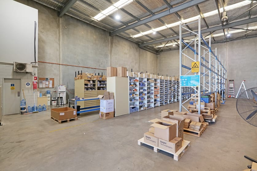 Click to view all images Unit 2/85 Abernethy Road Belmont WA 6104 - Image 3