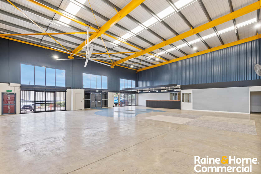 Click to view all images 1/739 Deception Bay Road Rothwell QLD 4022 - Image 2